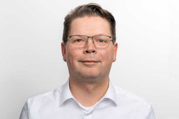 Henning Tiarks